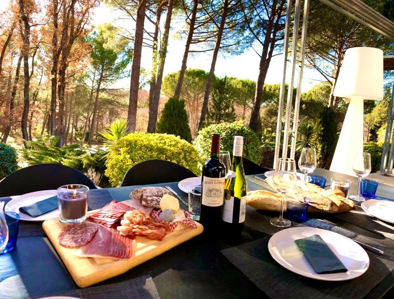 Provence mon amour La Tour-dʼAigues Extérieur photo