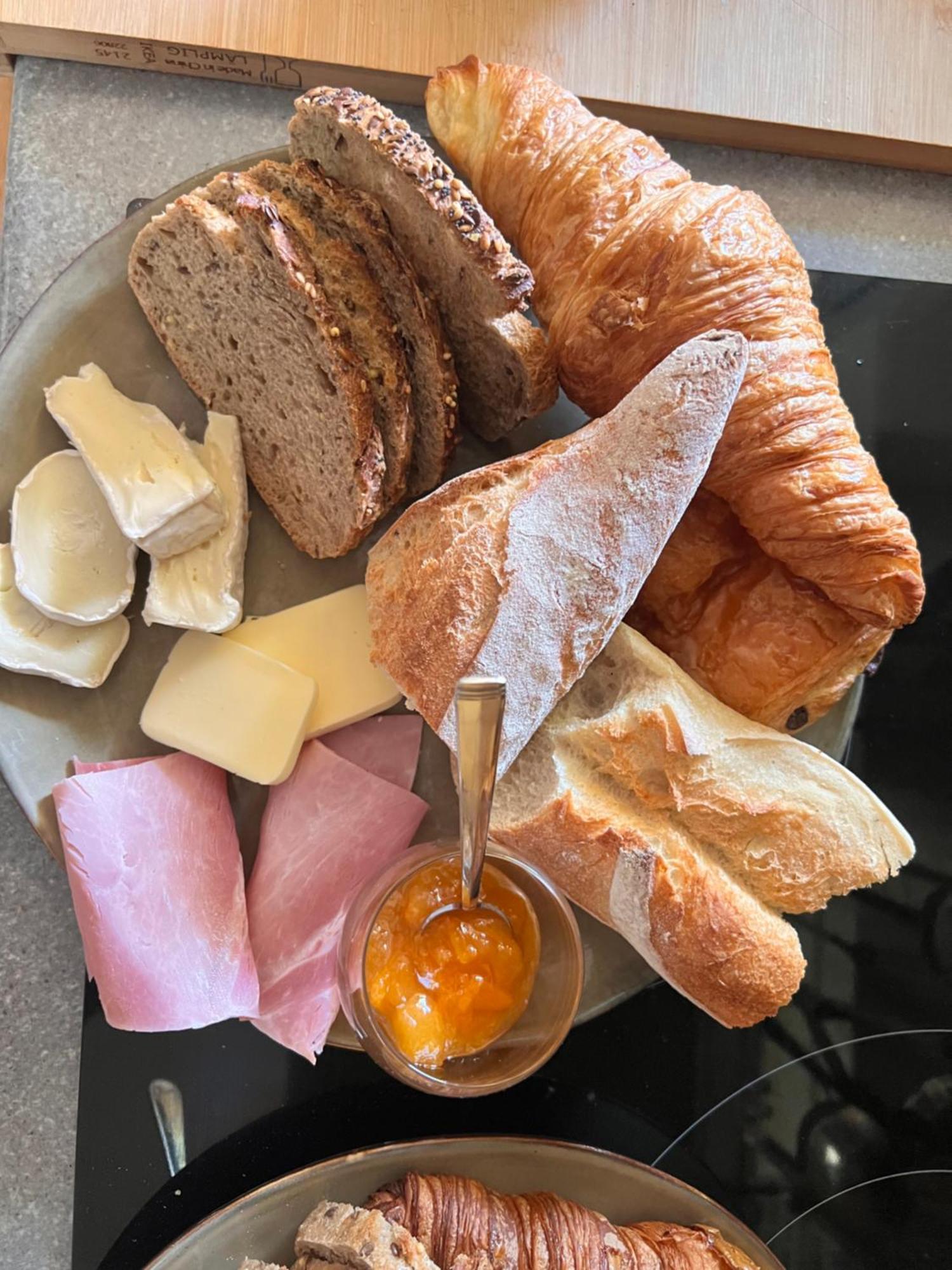 Provence mon amour La Tour-dʼAigues Extérieur photo